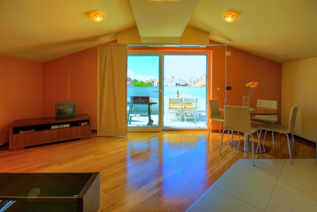 Apartments Rossana Poreč Rom bilde